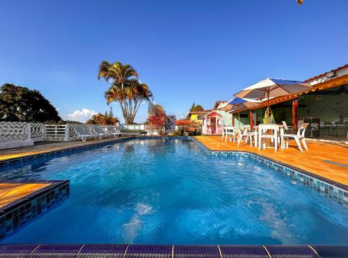 Chácara com piscina churrasqueira WiFi e quadra in Mairinque, Brasil