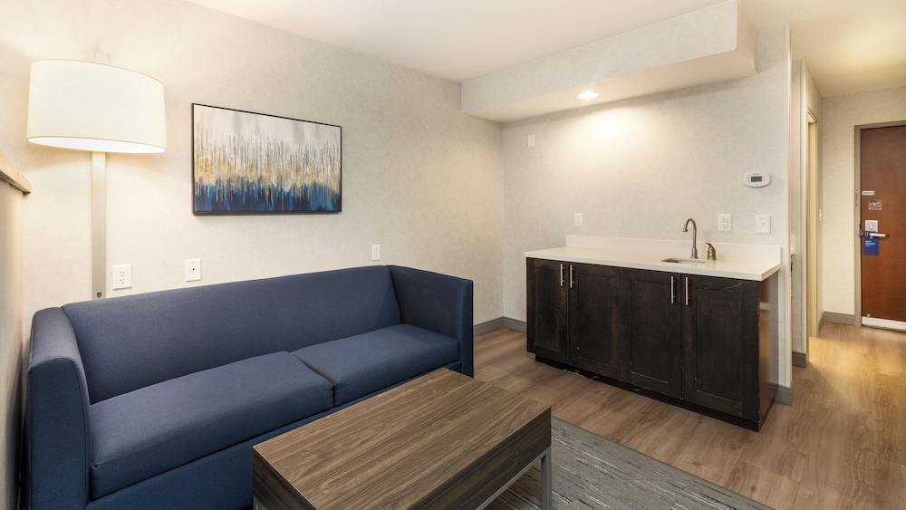 Holiday Inn Express Bellingham by IHG - photo 35