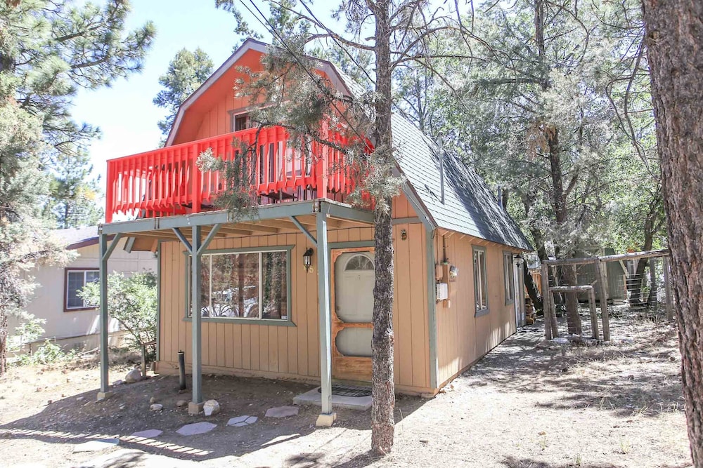 Sugar Bear — hotel in Big Bear City