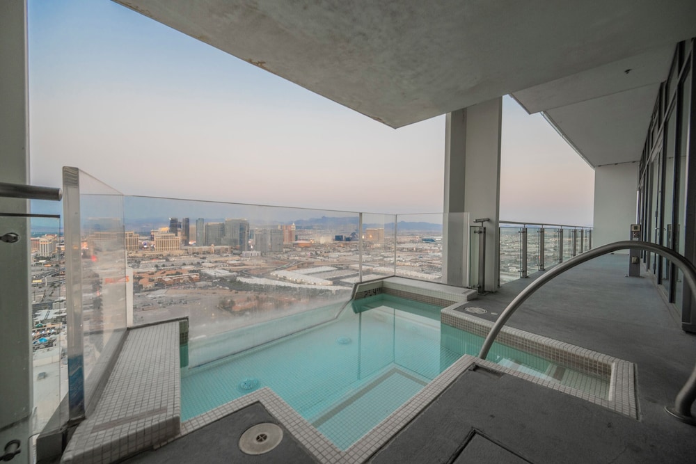 StripViewSuites at Palms Place Penthouses - photo 140