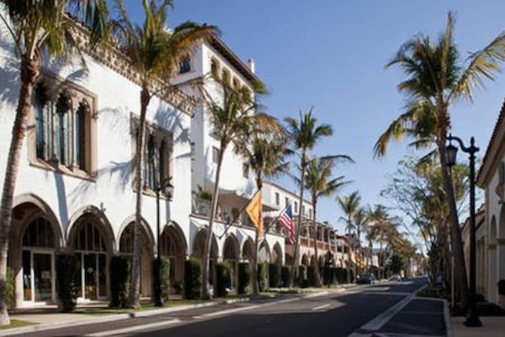 Historic Palm Beach Hotel - photo 20