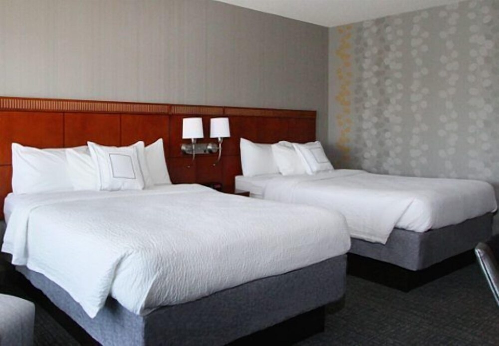 Courtyard by Marriott Salina - photo 7