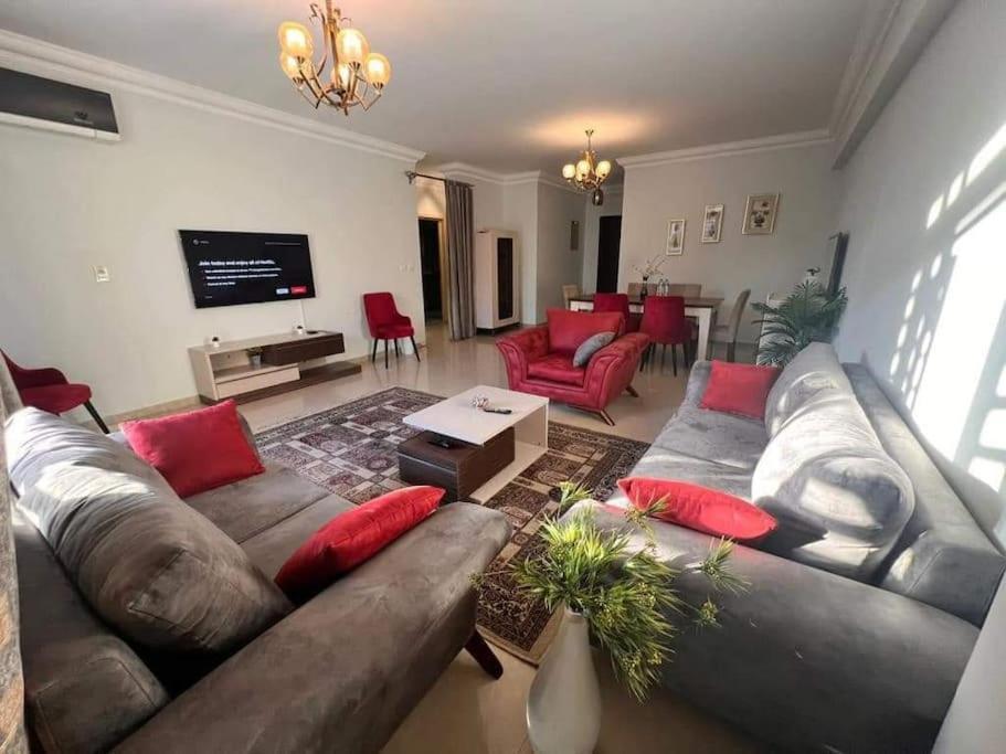 furnished Hotel apartment with Private Garden B8 in New Cairo, Egypt