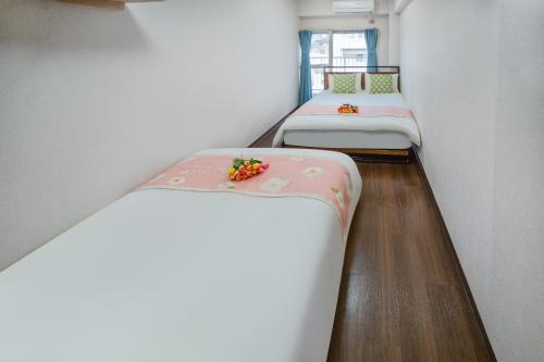 7th floor 701 with elevator 40 square meters in the port area close to Tokyo Tower direct access to Haneda Airport in Tokyo, Japan