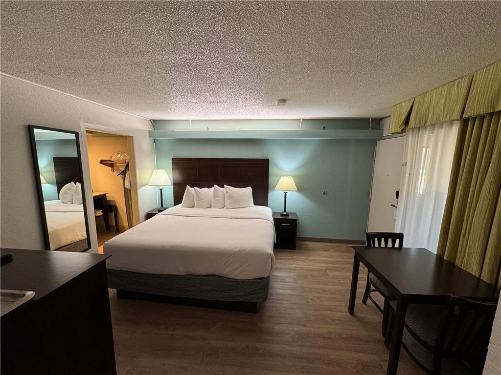 Wyndham Garden Ann Arbor - photo 37