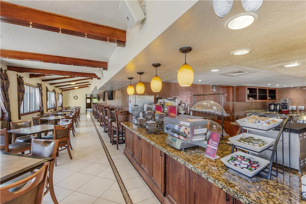 Best Western Plus Greenwell Inn - photo 30