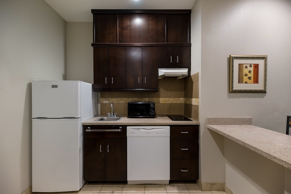 Red Roof Inn Pecos - photo 21