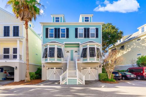 93 Waters Edge Townhome Pool in Folly Beach, United States