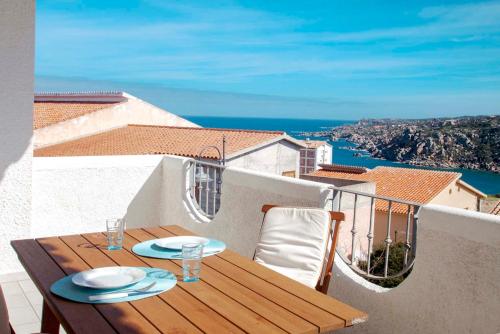 Quadrilocale Laura — 4-Star Luxury Hotel in Santa Teresa Gallura, Italy