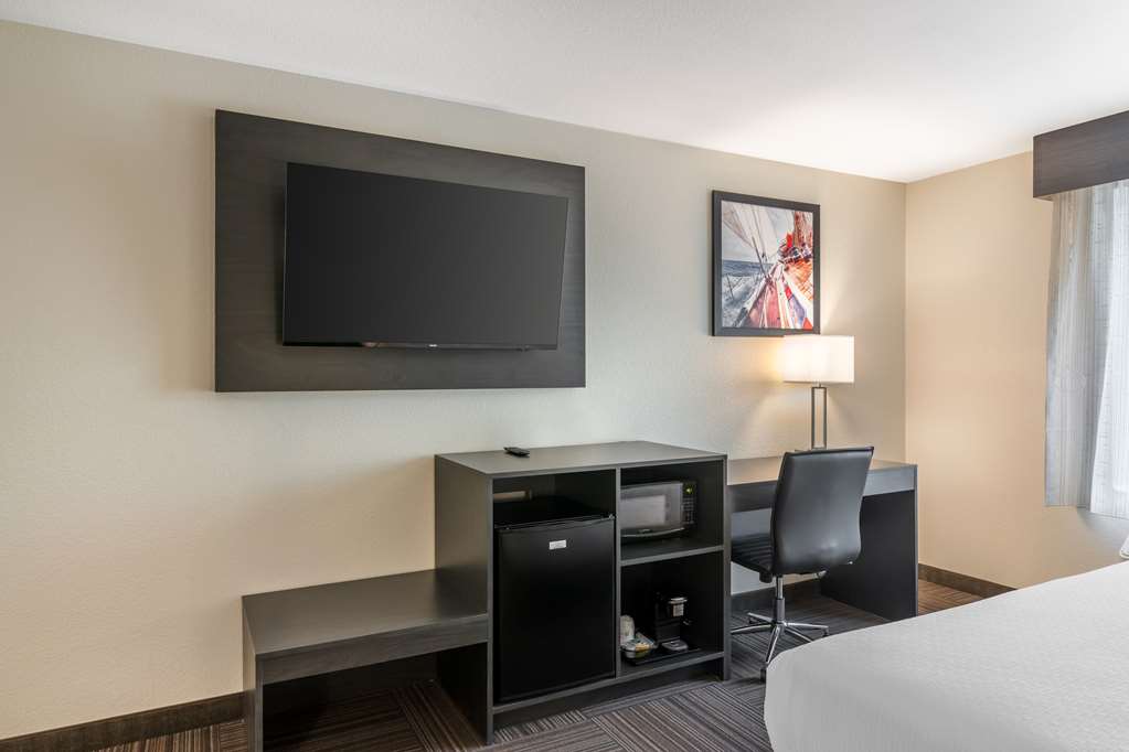 Best Western Plus Bluffton Hilton Head Hotel - photo 23