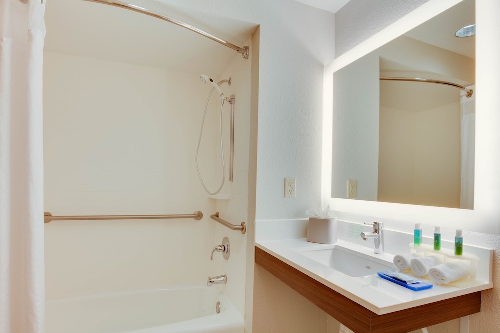 Holiday Inn Express Orlando International Airport by IHG - photo 26