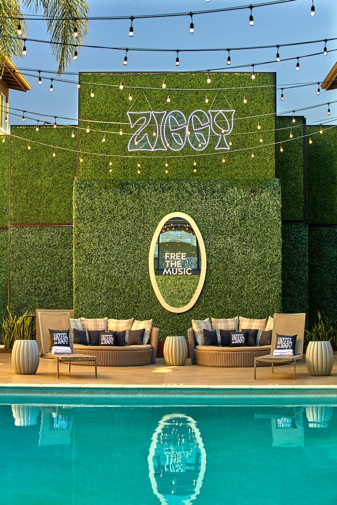 Hotel Ziggy on Sunset - photo 80
