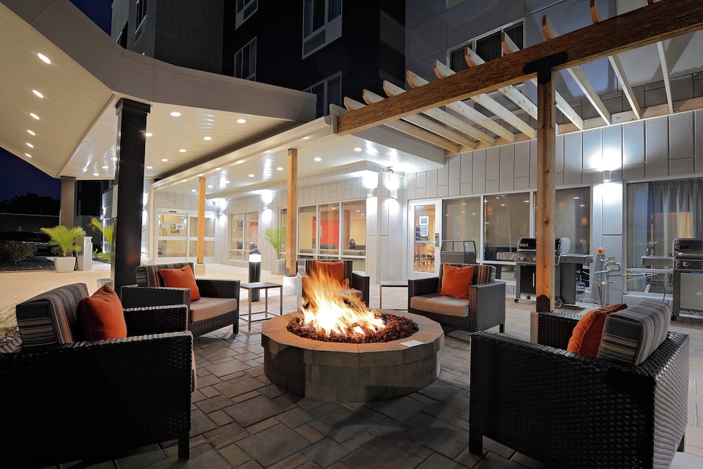 TownePlace Suites by Marriott Detroit Allen Park - photo 35