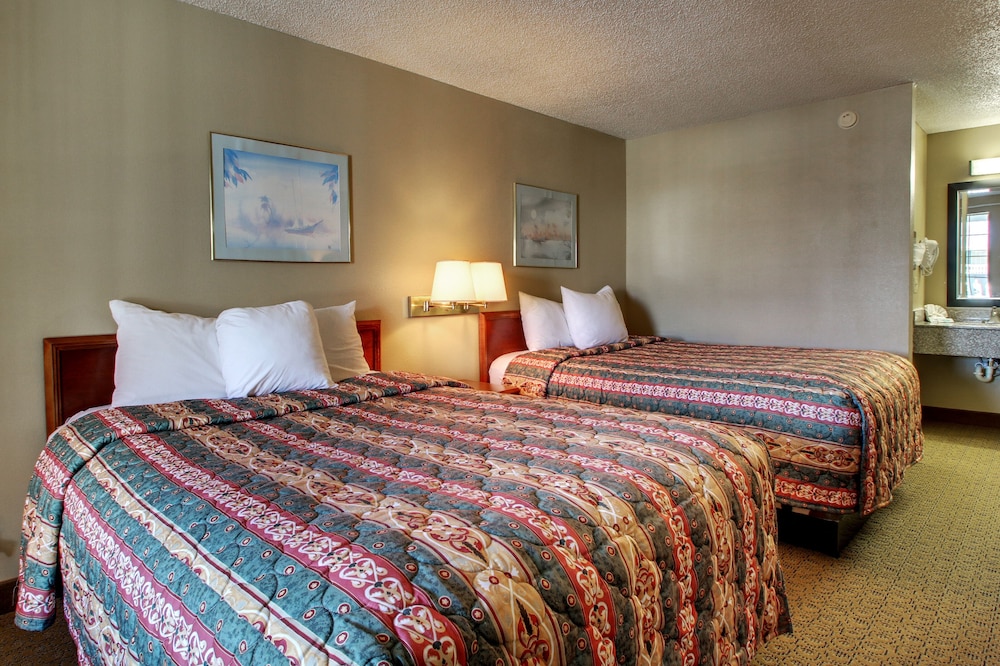 Key West Inn Wetumpka - photo 8