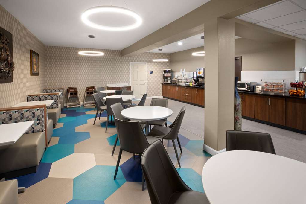 Microtel Inn & Suites by Wyndham Buda Austin South - photo 24