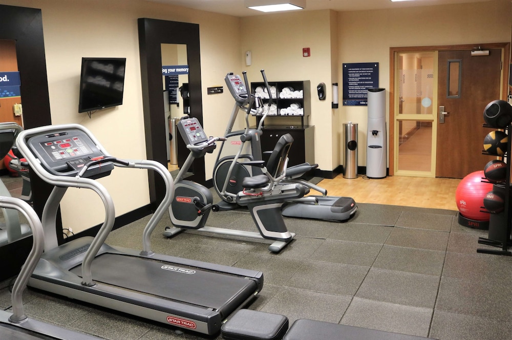 Hampton Inn & Suites Fremont - photo 27