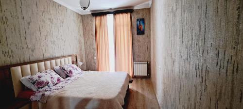 Apartment next to Kikvidze Park — 4-Star Luxury Hotel in Tbilisi, Georgia