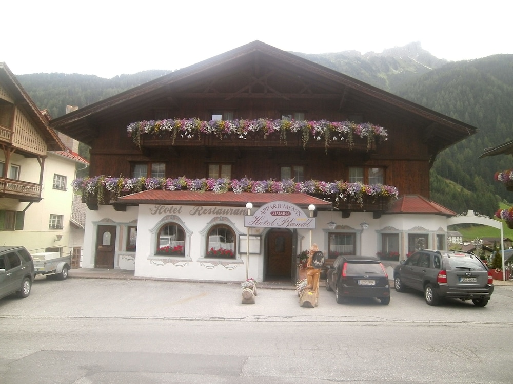 Hotel Garni Pfandl in Neustift Im Stubaital, Austria