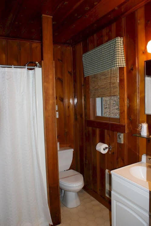 Copper Kettle Motel - photo 8