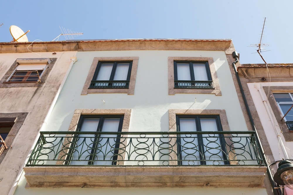 Zar Free Parking A2 — hotel in Seget Vranjica
