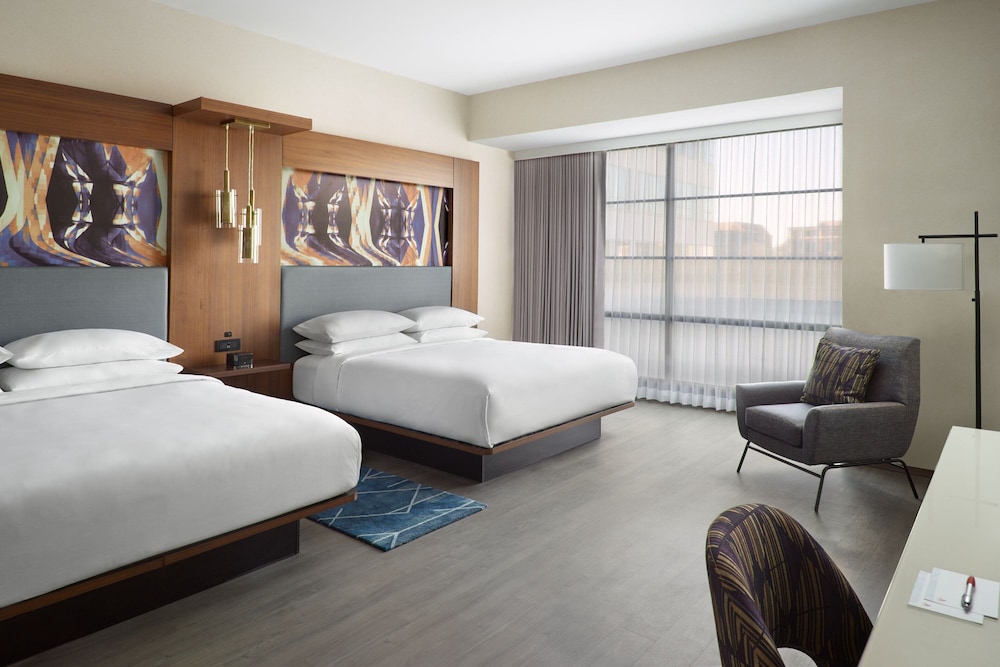 Marriott Knoxville Downtown - photo 10