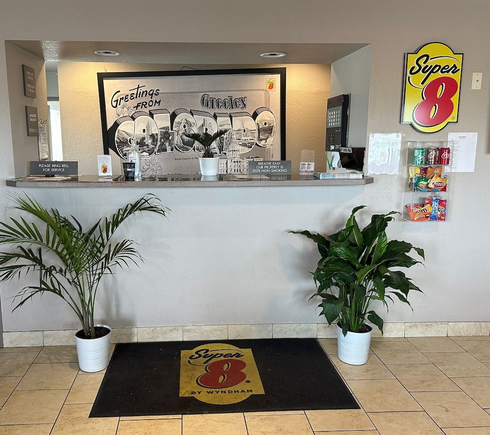 Super 8 by Wyndham Greeley - photo 2