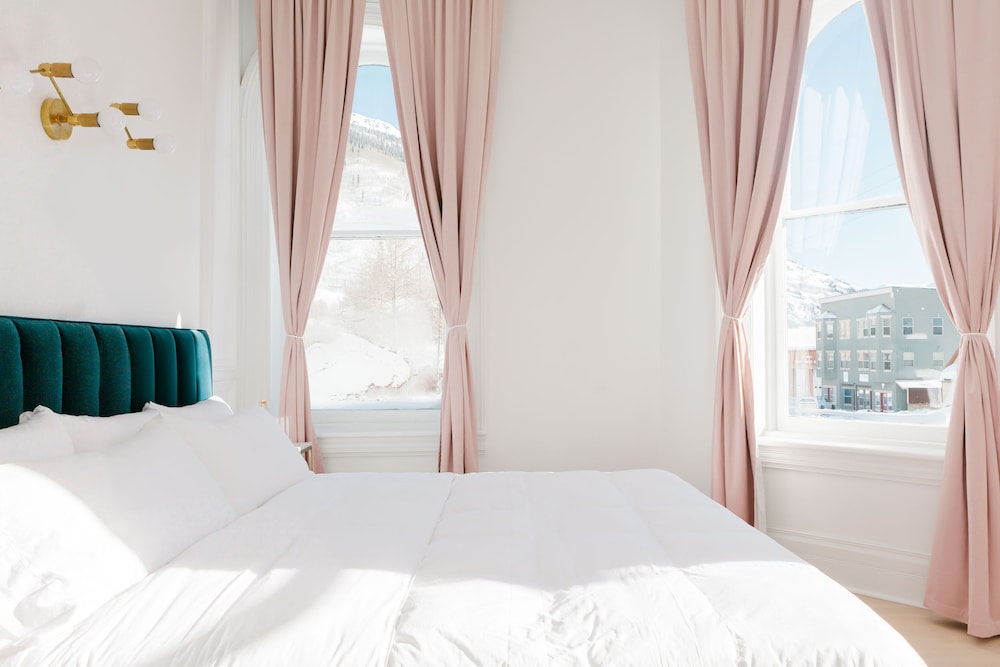 The Wyman Hotel - photo 23