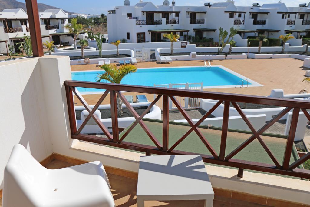 Apartamento Villa Laura — 4-Star Luxury Hotel in Playa Blanca, Spain