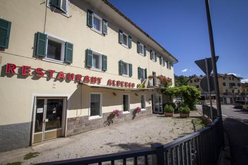 Albergo Stella — hotel in Cavalese