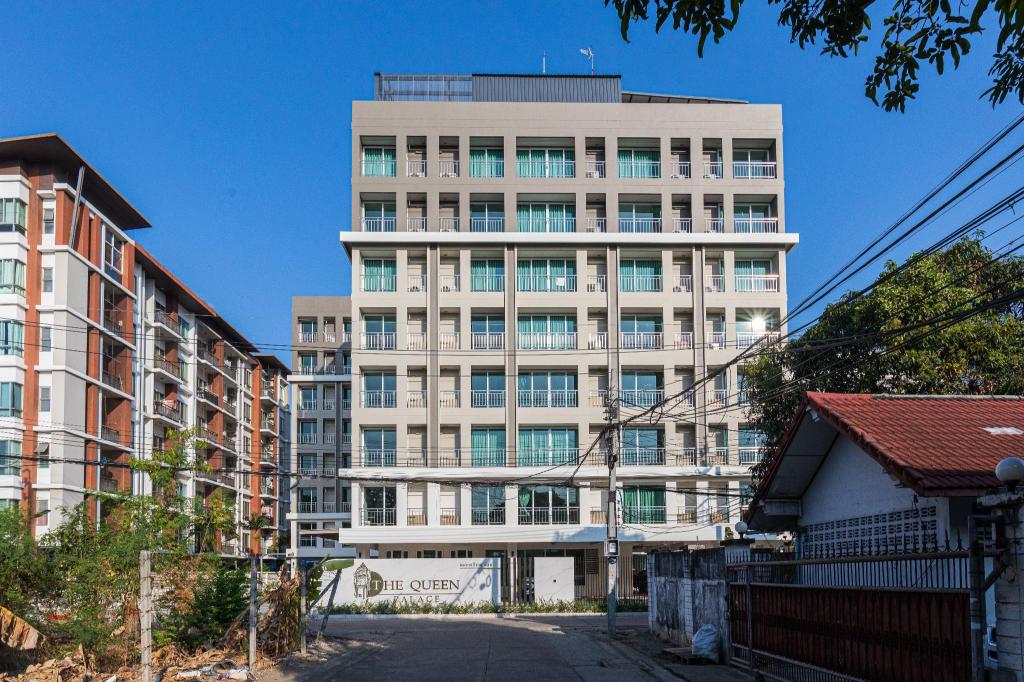 The Queen Palace — Yang Talat — photo 4