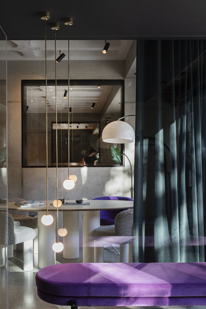 EmiLu Design Hotel — Stuttgart — photo 4