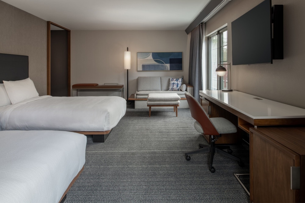 Courtyard by Marriott Olympia - photo 10