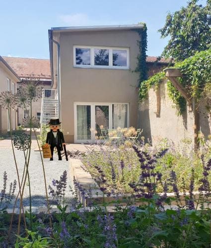 Travel Art Boardinghouse — hotel in Neuruppin