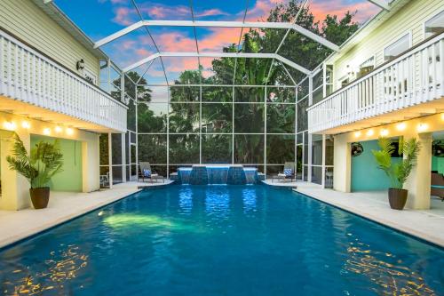 Island Pineapple 404 80th St - last minute hotel in Holmes Beach
