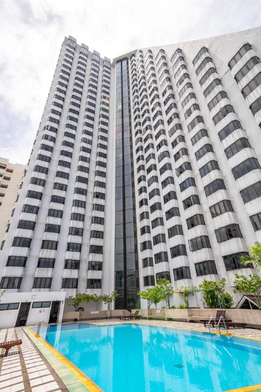 Artichoke Suite Sukhumvit Nana BTS
