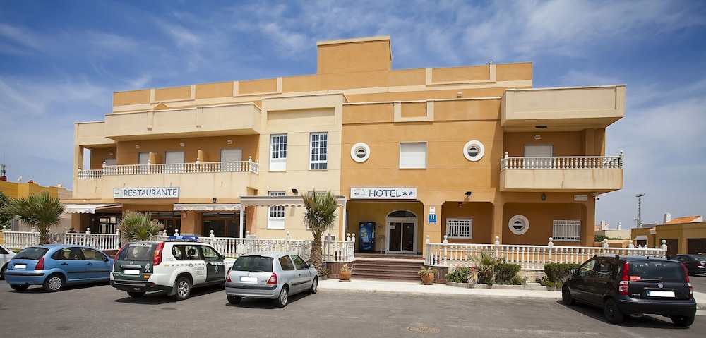 Blanca Brisa - carbon neutral hotel in Almeria