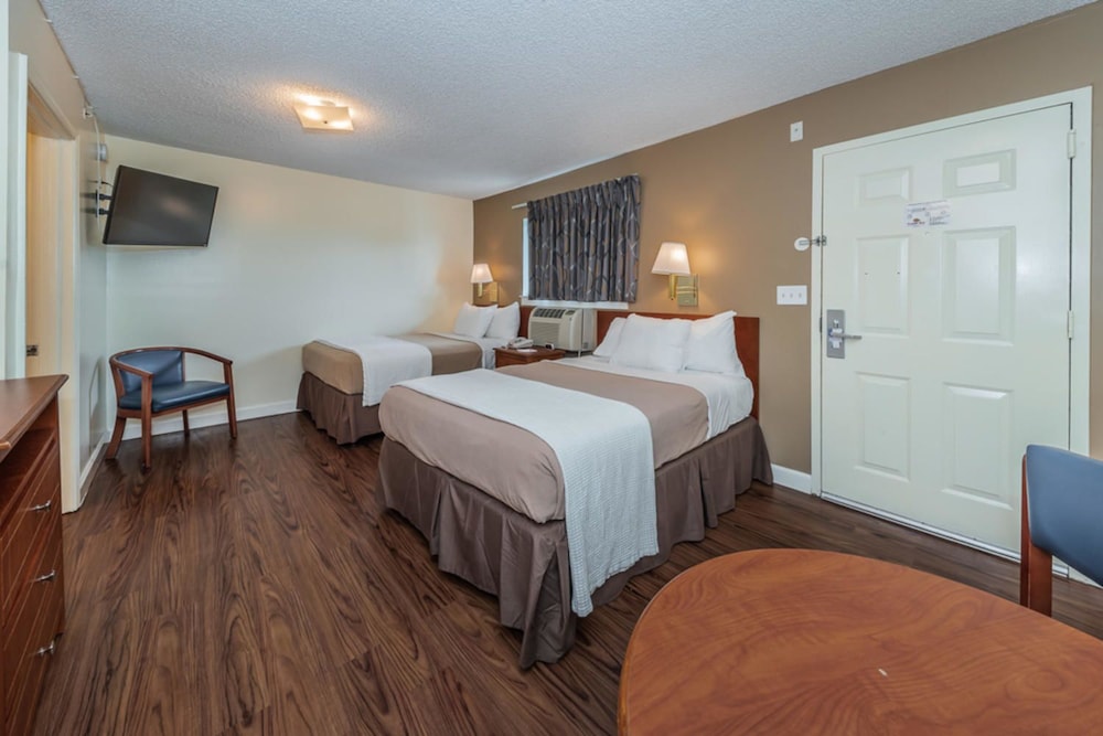 Tampa Bay Extended Stay Hotel - photo 11