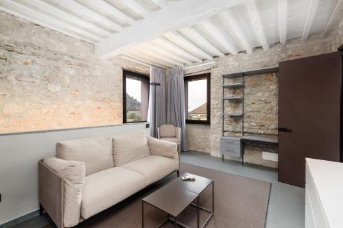 VOMAN Luxury Apartments — 4-Star Luxury Hotel in Pietrasanta, Italy