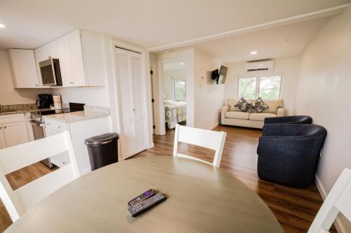 Truro Beach Cottages - photo 71