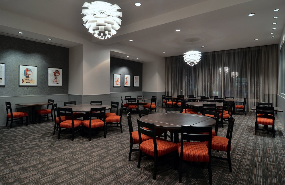 Loews Hollywood Hotel - photo 40