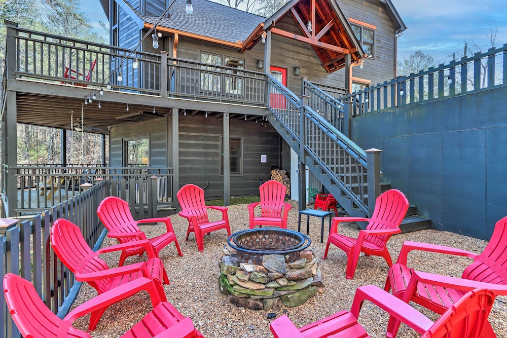 Spacious Ellijay Resort Home w Hot Tub in Ellijay, United States