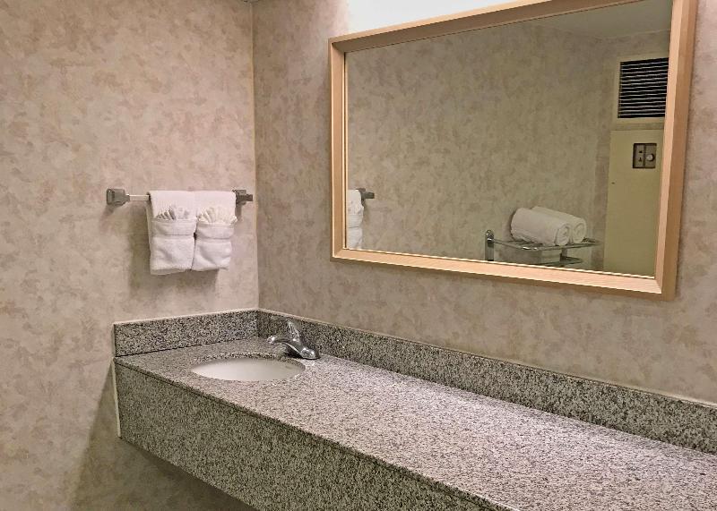 Red Lion Hotel Rosslyn Iwo Jima - photo 55