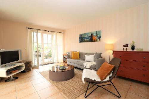 Haus Kienappel Haus Kienappel App 01 — 4-Star Luxury Hotel in Zingst, Germany