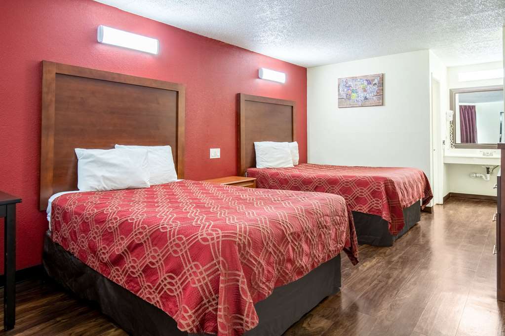 Econo Lodge Knoxville West Turkey Creek - photo 9