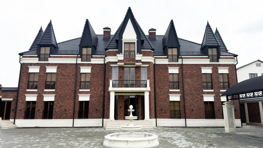 Hotel Grozny Palace in Groznyy, Russia