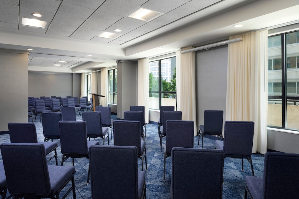 Courtyard by Marriott Washington Capitol Hill Navy Yard - photo 45