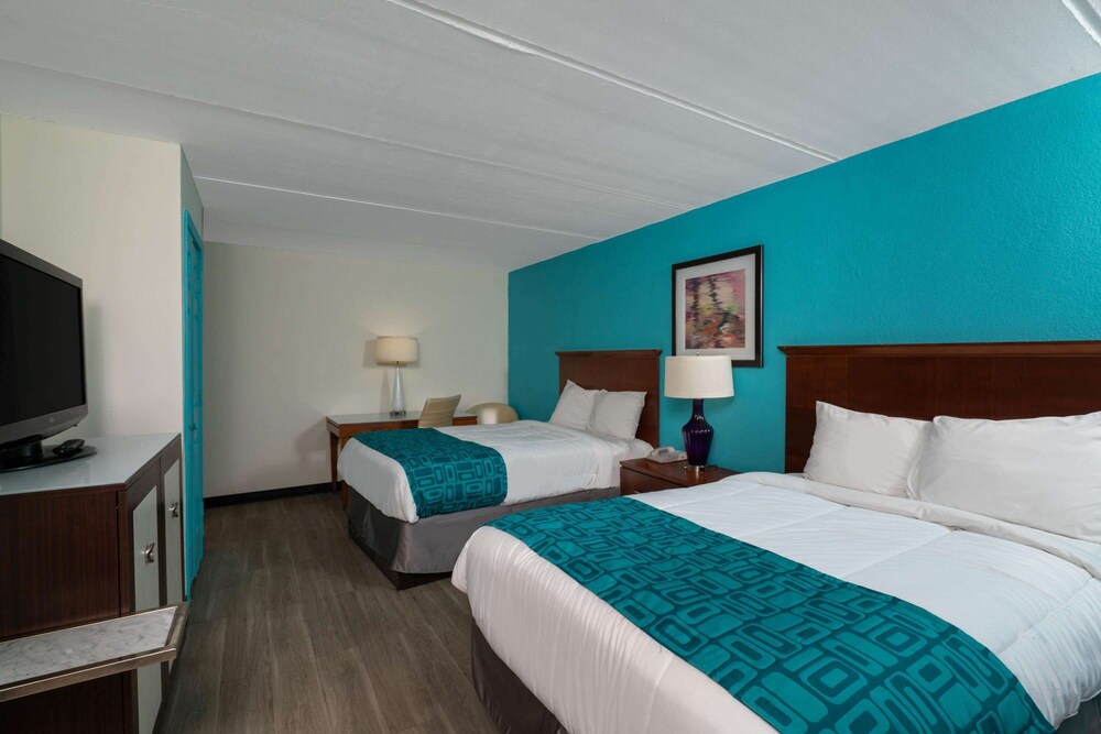 Howard Johnson by Wyndham Atlanta College Park - photo 8