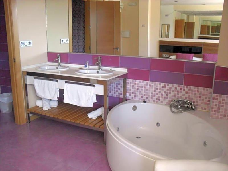 Hotel El Cruce Moraleda — Moraleda De Zafayona — photo 5