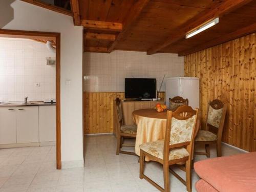 Lapad View Apartments Duplex Economy Two Bedroom Apartment with Terrace