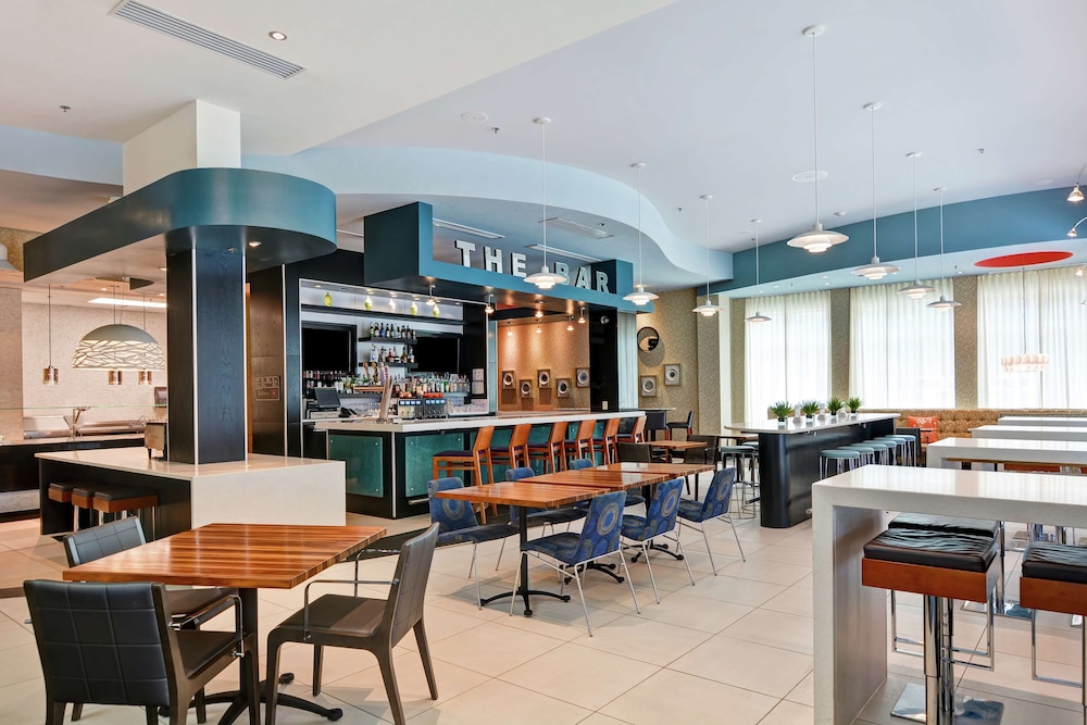 Hilton Garden Inn Raleigh Crabtree Valley - photo 45